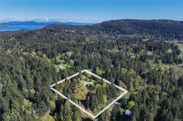 2 of 19 - 1279 Fulford-ganges Rd, Salt Spring, BC