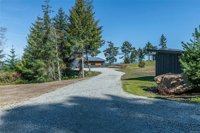 2 of 60 - 153 Southern Way, Salt Spring, BC