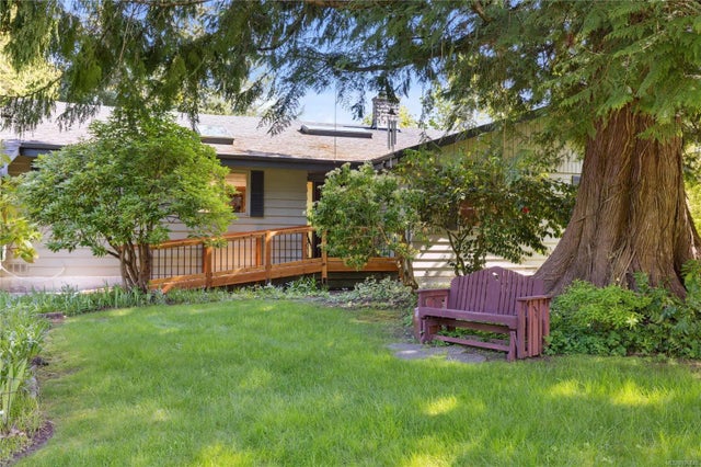 1 of 58 - 651 Belyea Rd, Qualicum Beach, BC