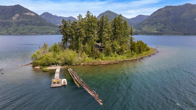 4 of 62 - 7 Island #7 , See Remarks, BC