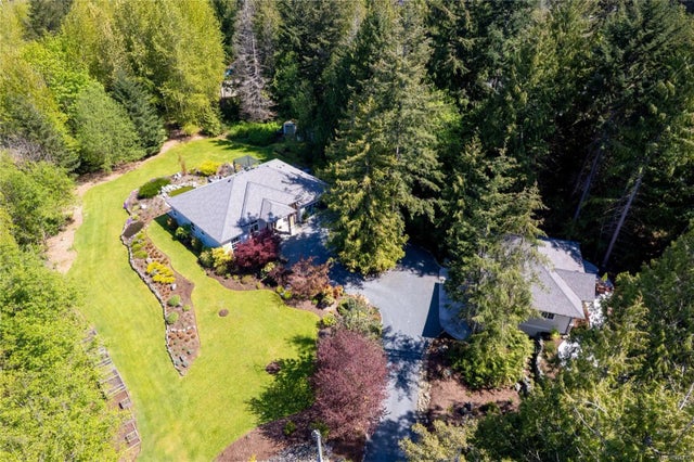 2 of 72 - 7190 Hase Pl, Lantzville, BC