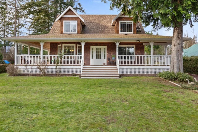 3 of 38 - 1535 Baikie Rd, Denman Island, BC