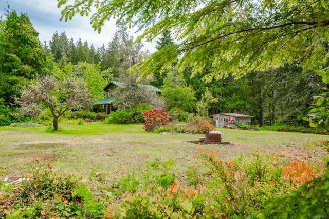 5 of 39 - 100 Mathers Lane, Bamfield, BC