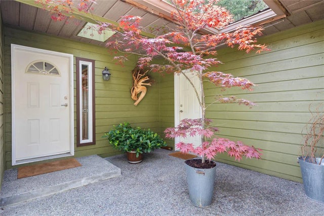 4 of 41 - 260 Old Divide Rd, Salt Spring, BC