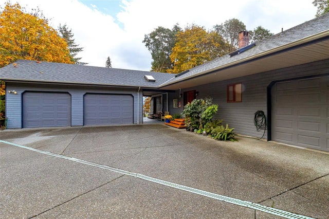 5 of 70 - 10662 Alder Cres, Youbou, BC