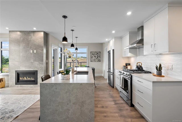 1 of 43 - 2520 Hackett Cres 309, Central Saanich, BC