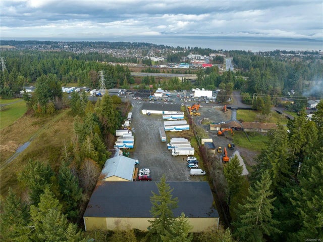 2 of 21 - 856 Allsbrook Rd, Parksville, BC