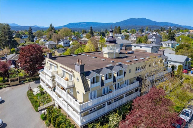 1 of 29 - 645 Selby St 402, Nanaimo, BC