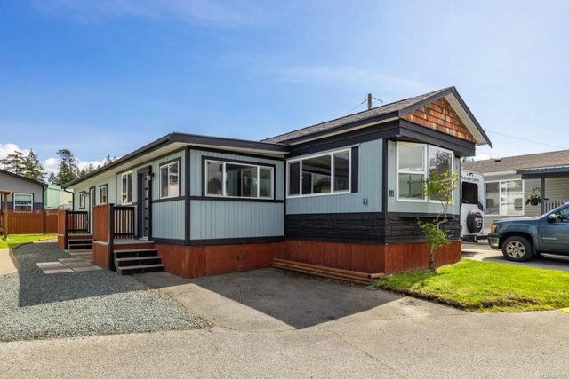 1 of 29 - 1753 Cecil St 111, Crofton, BC