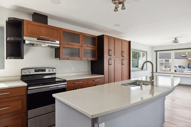 5 of 29 - 1753 Cecil St 111, Crofton, BC