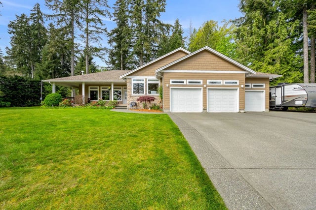 2 of 95 - 6503 Walker Frontage Rd, Fanny Bay, BC