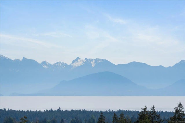 1 of 51 - 2307 Panorama View Dr, Nanaimo, BC