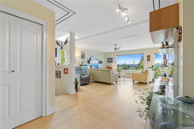 5 of 51 - 2307 Panorama View Dr, Nanaimo, BC