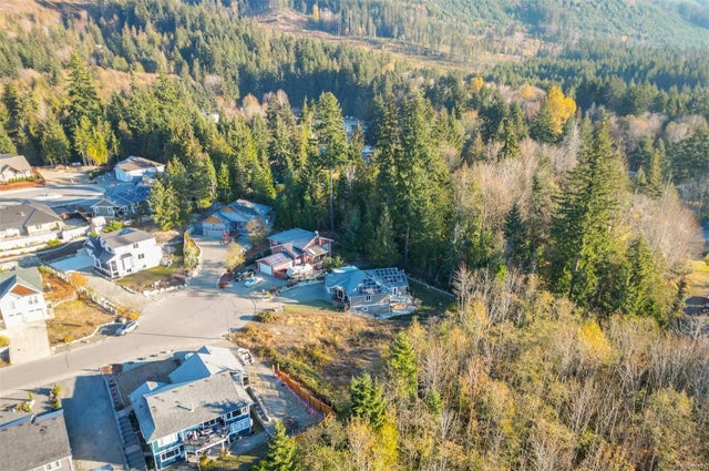 5 of 22 - Lot 25 Beech Cres, Lake Cowichan, BC