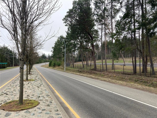 5 of 8 - 1246 Industrial Way Lot 1, Parksville, BC