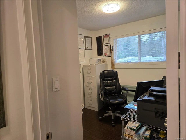 5 of 16 - 2275 Island Hwy E, Nanoose Bay, BC