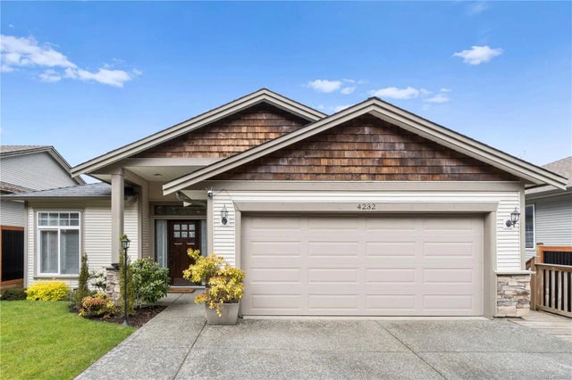 1 of 32 - 4232 Gulfview Dr, Nanaimo, BC