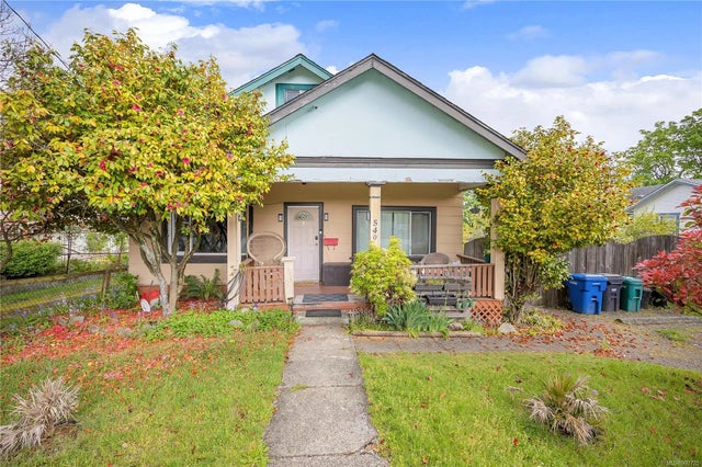 1 of 41 - 540 Kennedy St, Nanaimo, BC