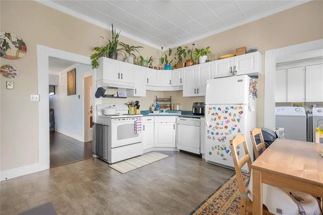 4 of 41 - 540 Kennedy St, Nanaimo, BC