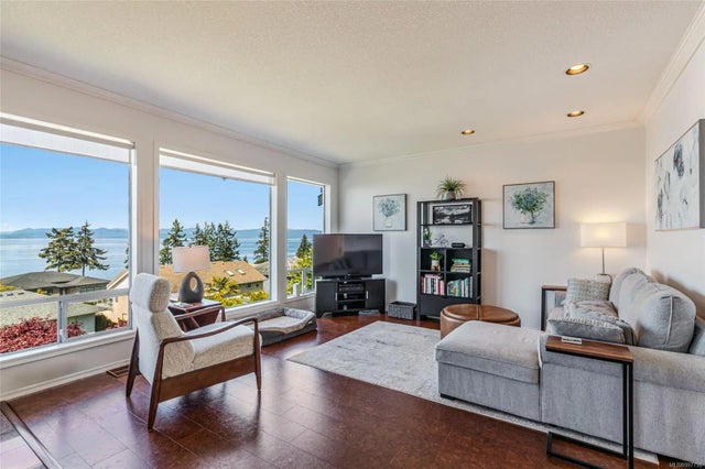1 of 64 - 118 Sandpiper Pl, Nanaimo, BC