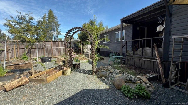 2 of 36 - 2130 Errington Rd 20, Errington, BC