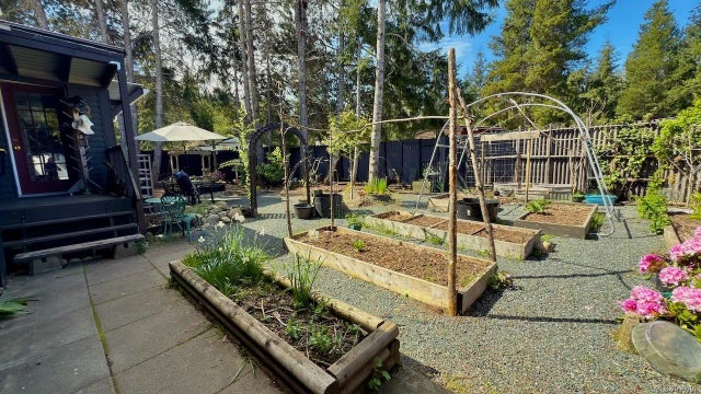 3 of 36 - 2130 Errington Rd 20, Errington, BC