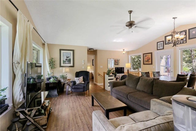 4 of 33 - 1574 Pady Pl, Qualicum Beach, BC