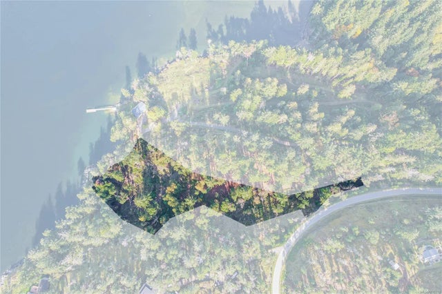 1 of 7 - 138 Narrows West Rd, Salt Spring, BC