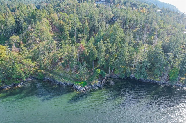 4 of 7 - 138 Narrows West Rd, Salt Spring, BC