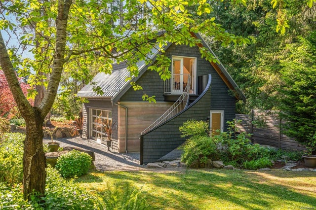 2 of 62 - 1158 Pat Burns Ave, Gabriola Island, BC