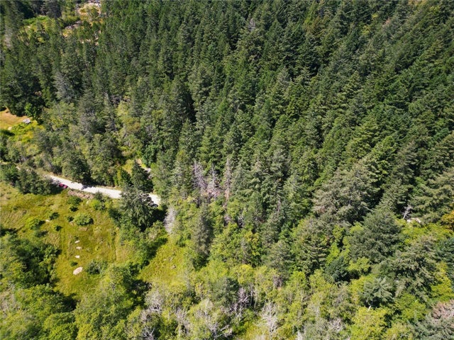 2 of 19 - 1 Lennie Rd, Lasqueti Island, BC