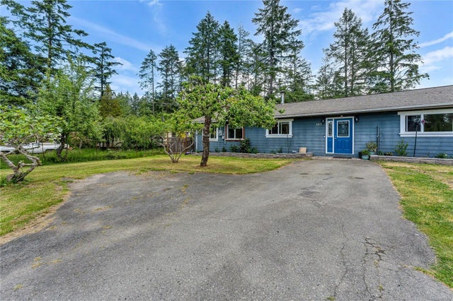 1 of 58 - 157 Maliview Dr, Salt Spring, BC