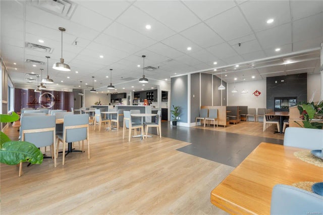 2 of 20 - 2220 Bowen Rd 1, Nanaimo, BC