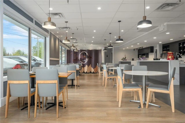 4 of 20 - 2220 Bowen Rd 1, Nanaimo, BC