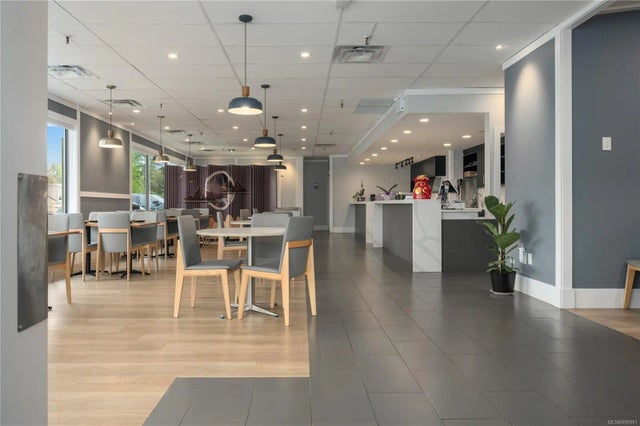 5 of 20 - 2220 Bowen Rd 1, Nanaimo, BC