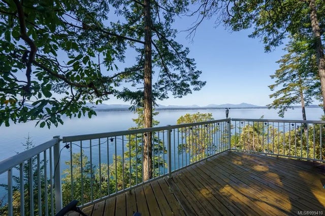 1 of 52 - Lt 8 Ruxton Island, Ruxton Island, BC