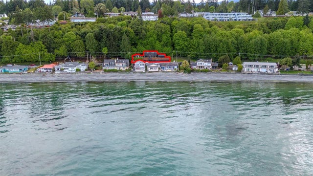 1 of 34 - 3008 Island Hwy W, Qualicum Beach, BC