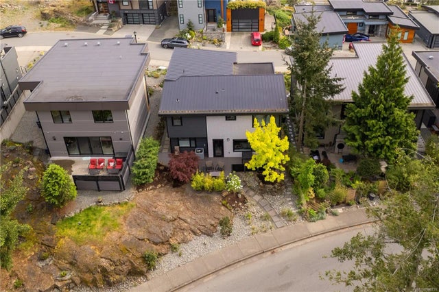 3 of 42 - 114 Amphion Terr, Nanaimo, BC