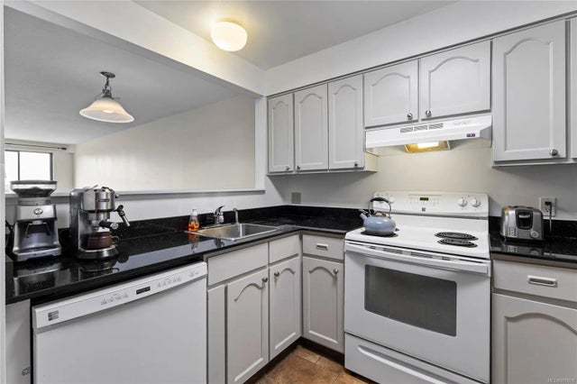 5 of 20 - 30 Cavan St 209, Nanaimo, BC