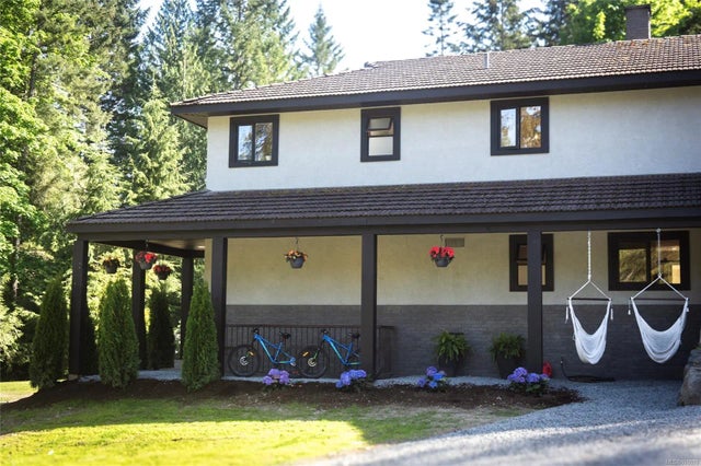 4 of 28 - 6866 Doumont Rd, Nanaimo, BC