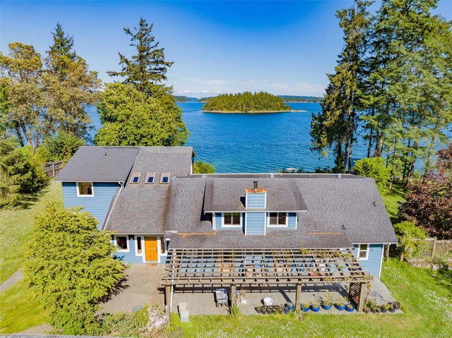 1 of 57 - 1560 Brebber Rd, Nanaimo, BC