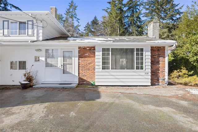1 of 37 - 3130 Smugglers Hill Dr, Nanaimo, BC
