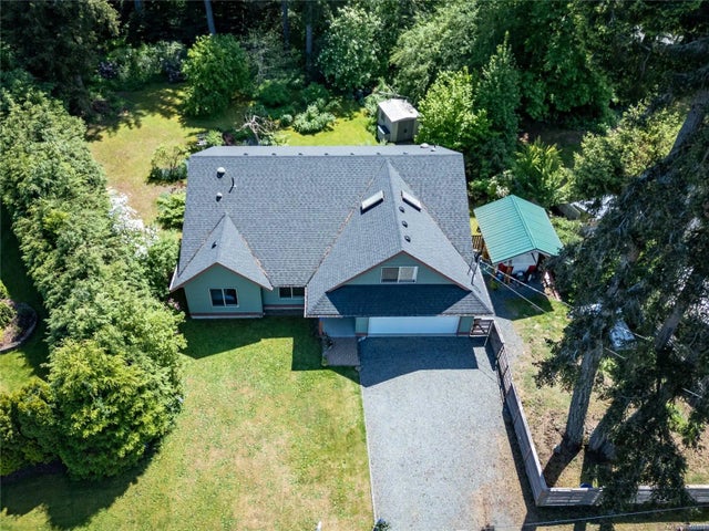 2 of 37 - 7478 Yake Rd, Fanny Bay, BC