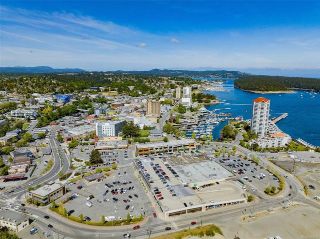 2 of 39 - 104 Esplanade St 304, Nanaimo, BC