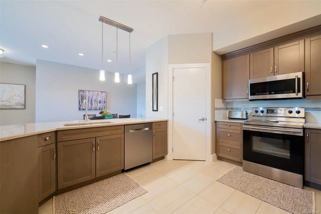 5 of 39 - 104 Esplanade St 304, Nanaimo, BC
