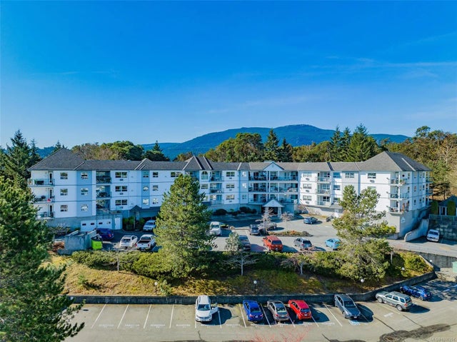 1 of 51 - 1633 Dufferin Cres 211, Nanaimo, BC