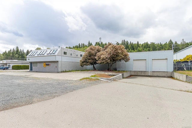 1 of 30 - 1210 Industrial Way 5,6,7,8, Parksville, BC