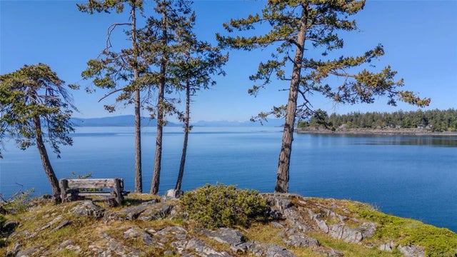 2 of 96 - 1555 Seacrest Rd, Nanoose Bay, BC