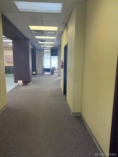 3 of 10 - 140 Commercial St, Nanaimo, BC