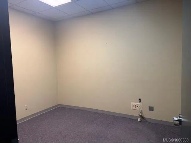 5 of 10 - 140 Commercial St, Nanaimo, BC